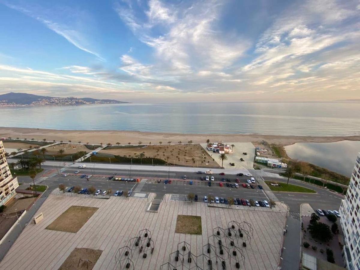 Holidays P14 Sea View Empuriabrava Εξωτερικό φωτογραφία
