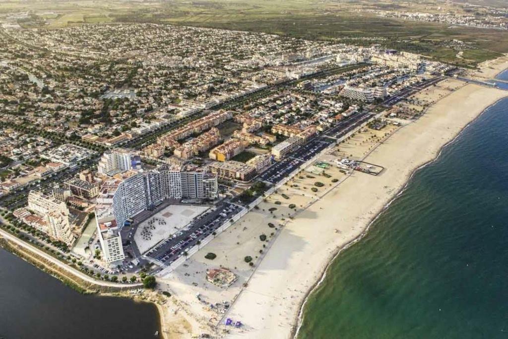 Holidays P14 Sea View Empuriabrava Εξωτερικό φωτογραφία