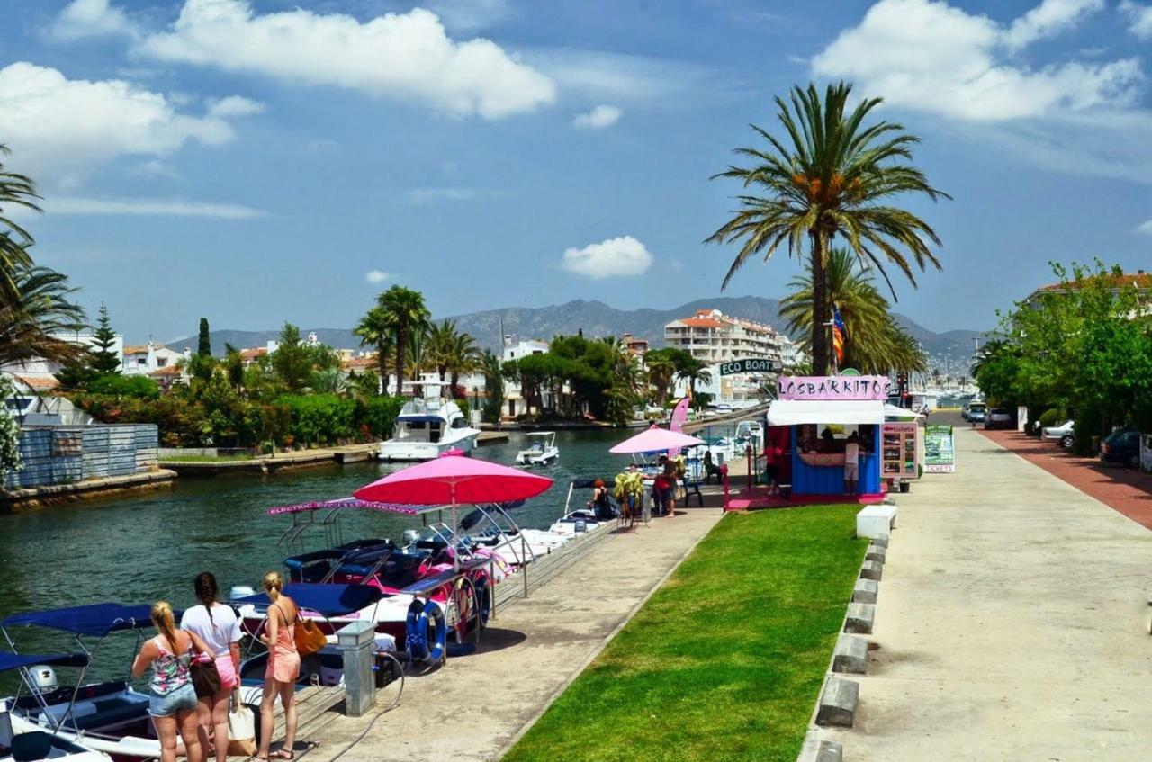 Holidays P14 Sea View Empuriabrava Εξωτερικό φωτογραφία